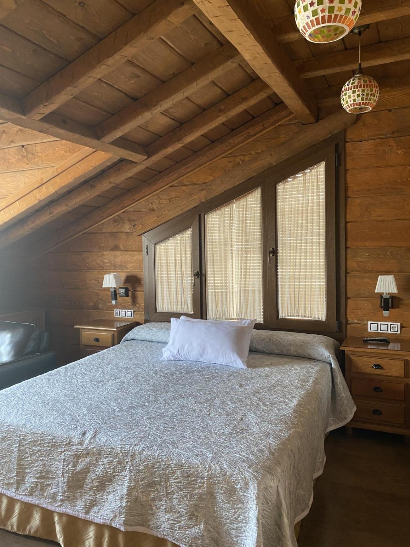 Alhanda Apartahotel Benamaurel Екстериор снимка