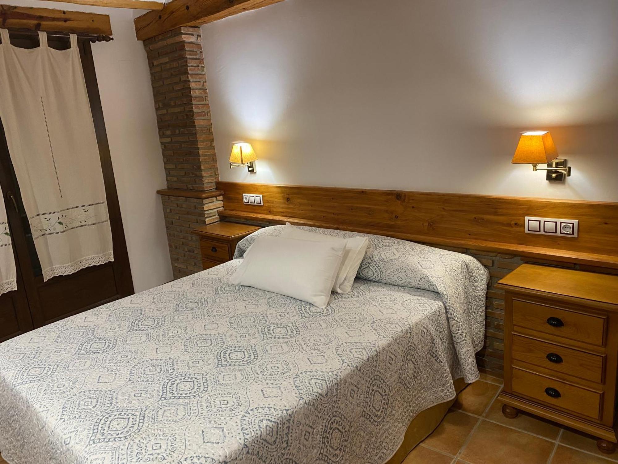Alhanda Apartahotel Benamaurel Екстериор снимка
